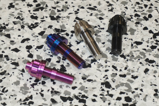 TITANIUM EXHAUST MANIFOLD STUD KIT - 2JZ-GTE/2JZ-GE/1JZ (NON-VVTI)